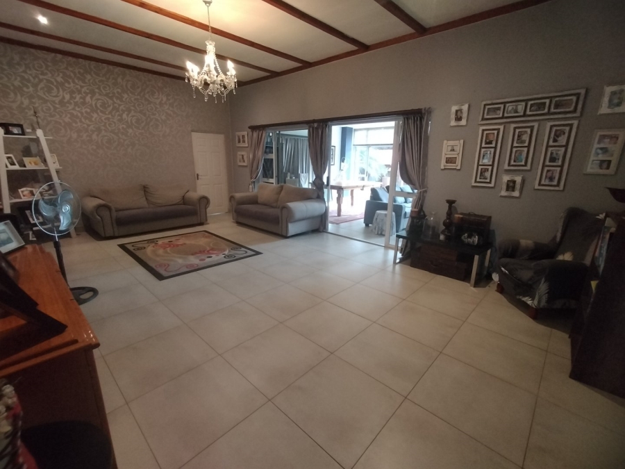 4 Bedroom Property for Sale in Universitas Ridge Free State